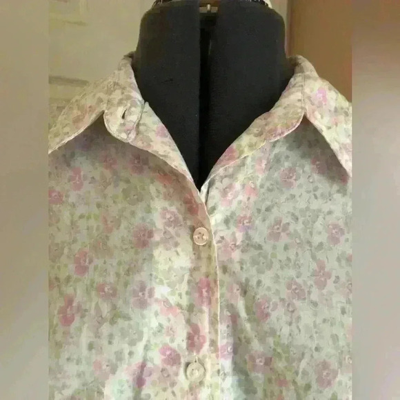 St John’s bay pink white cottagecore button down medium - Picture 3 of 5